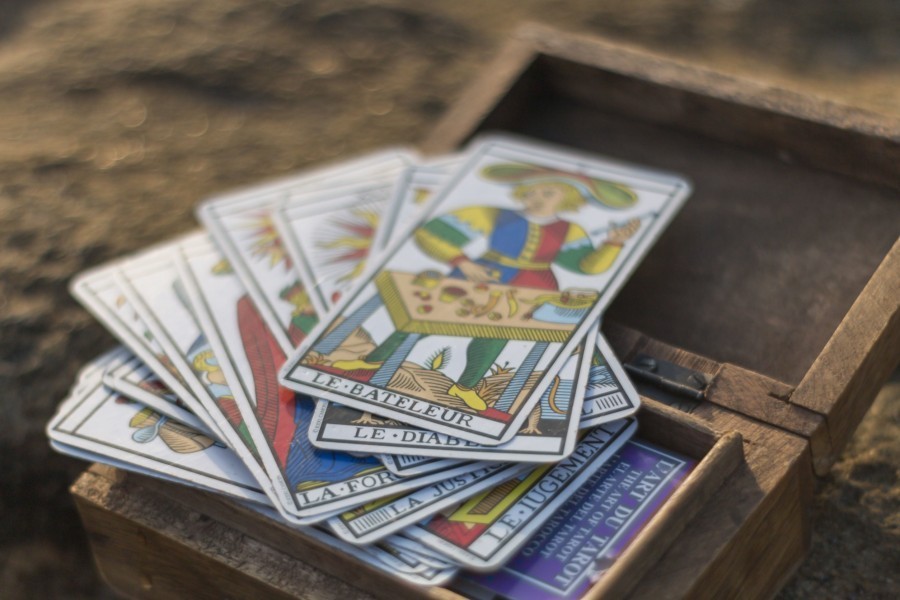 Quelles sont les significations des cartes de tarot liées à la chance ?